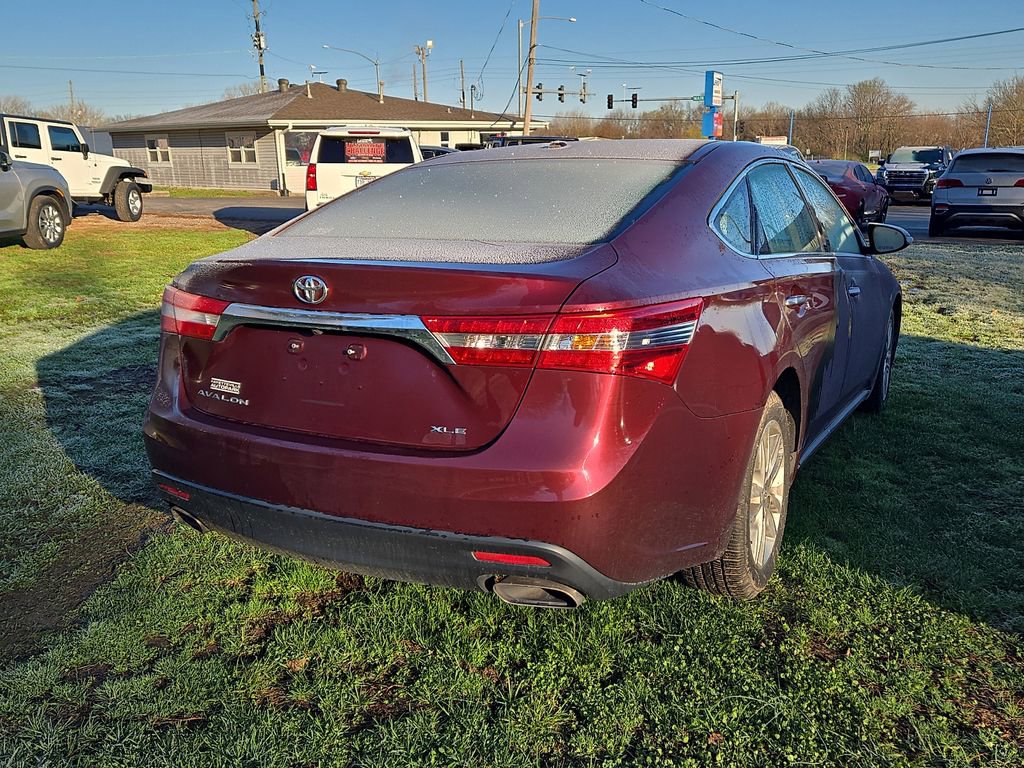 Used 2015 Toyota Avalon XLE Premium FWD image 3
