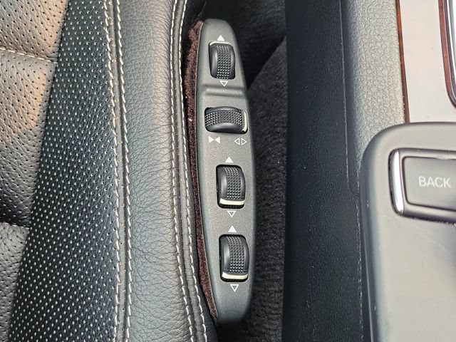 Used 2012 Mercedes-Benz E 550 Cabriolet image 27