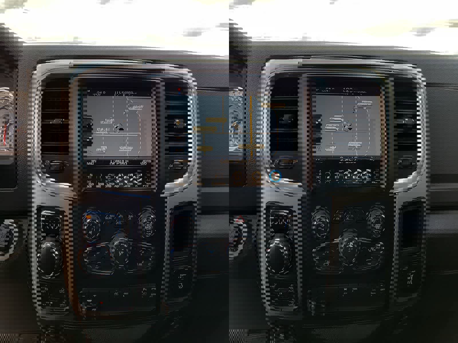 Used 2018 RAM 1500 Big Horn image 24