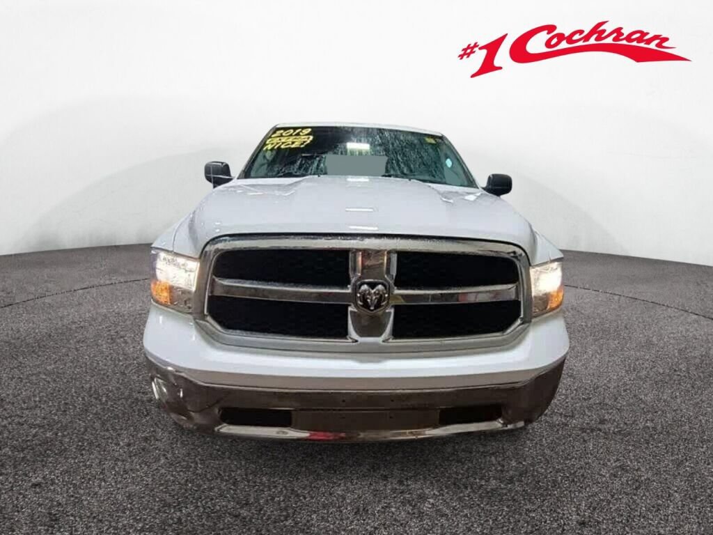 Used 2019 RAM 1500 Classic SLT AWD/4WD image 25