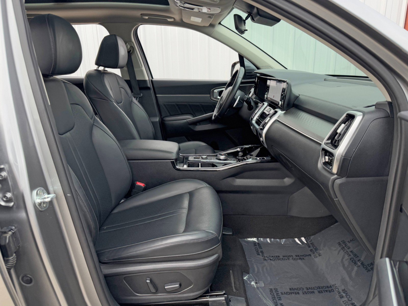 Used 2022 Kia Sorento SX w/ Panoramic Sunroof Package image 15