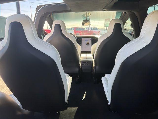 Used 2018 Tesla Model X 100D image 31