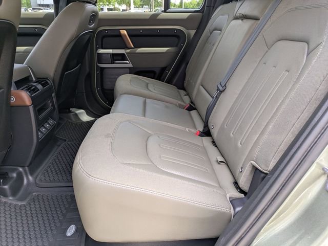 Used 2020 Land Rover Defender 110 SE AWD/4WD image 28