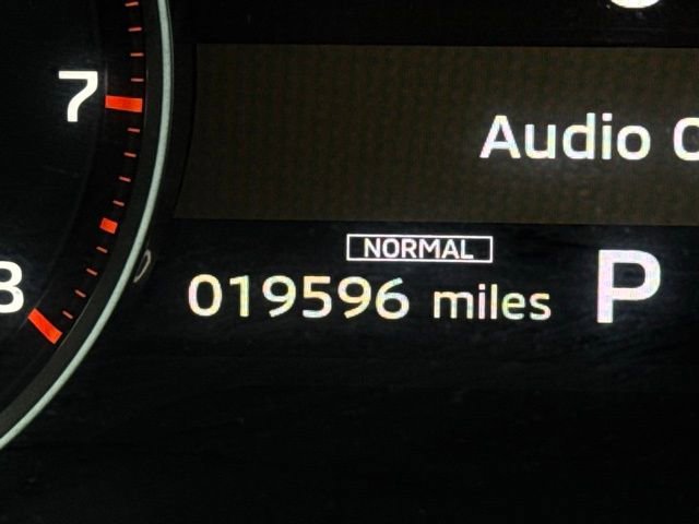 Used 2025 Mitsubishi Outlander SE image 30