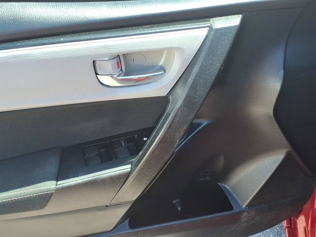 Used 2019 Toyota Corolla LE FWD image 11