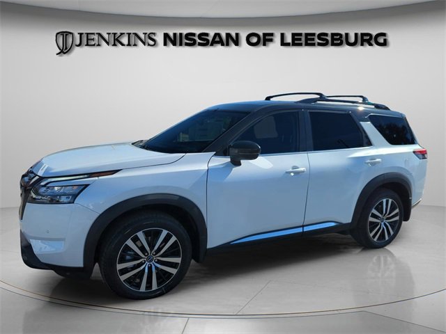 New 2025 Nissan Pathfinder Platinum w/ Lighting Package (N92) image 5