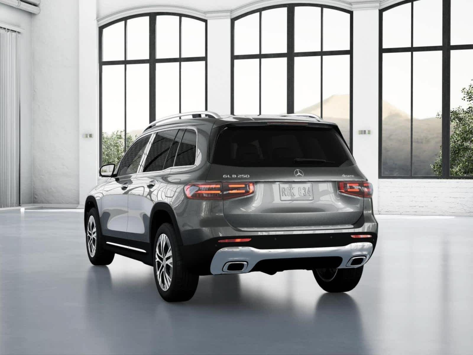 Used 2026 Mercedes-Benz GLB 250 4MATIC image 26
