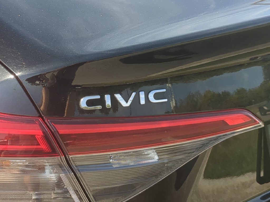 Used 2023 Honda Civic EX image 11