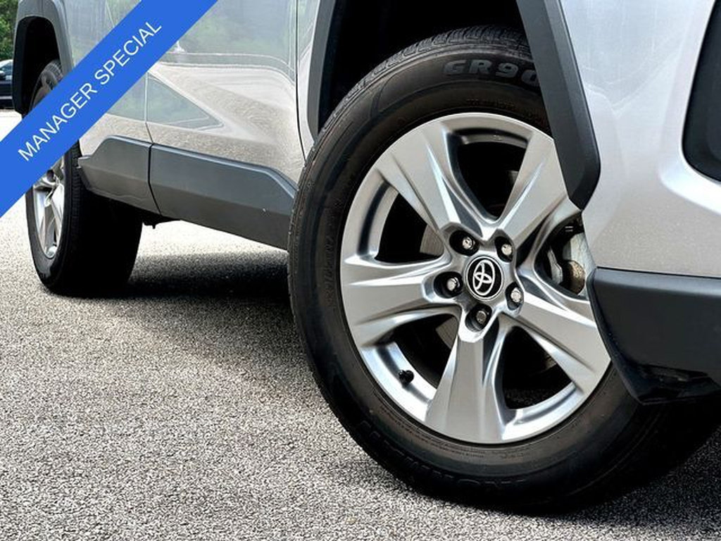 Certified 2024 Toyota RAV4 LE AWD/4WD image 2