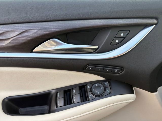Certified 2023 Buick Enclave Avenir w/ Avenir Technology Package image 4