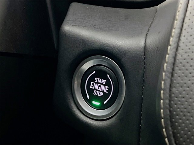 Used 2022 Chevrolet Suburban Premier image 16