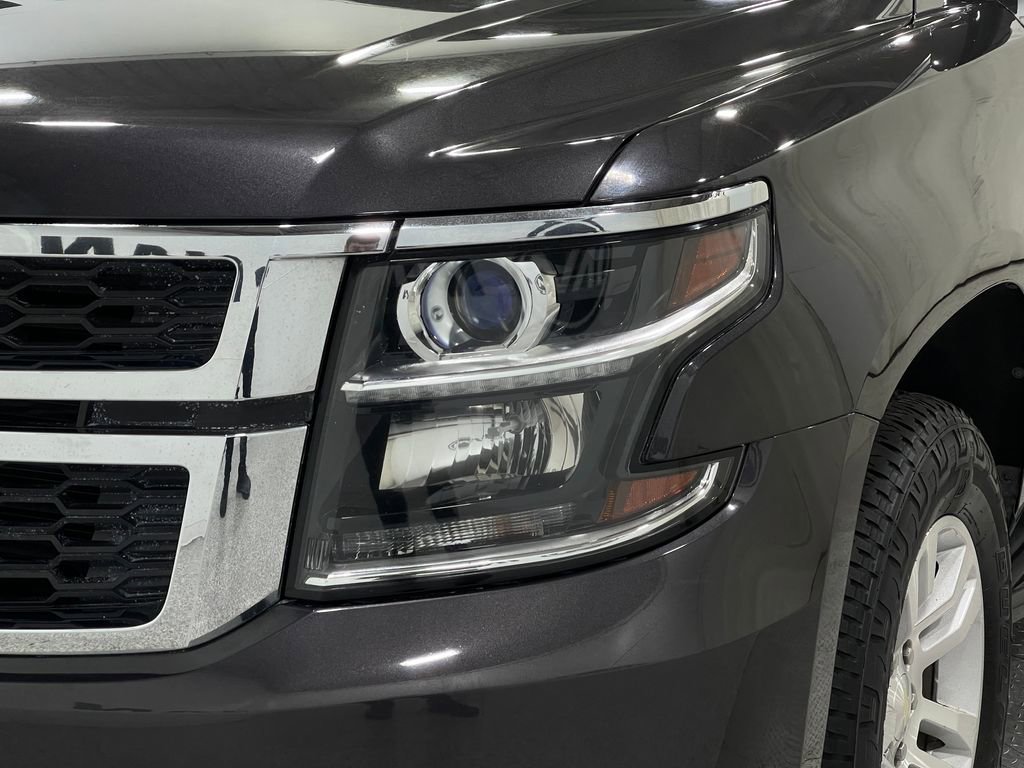 Used 2017 Chevrolet Suburban LT image 35