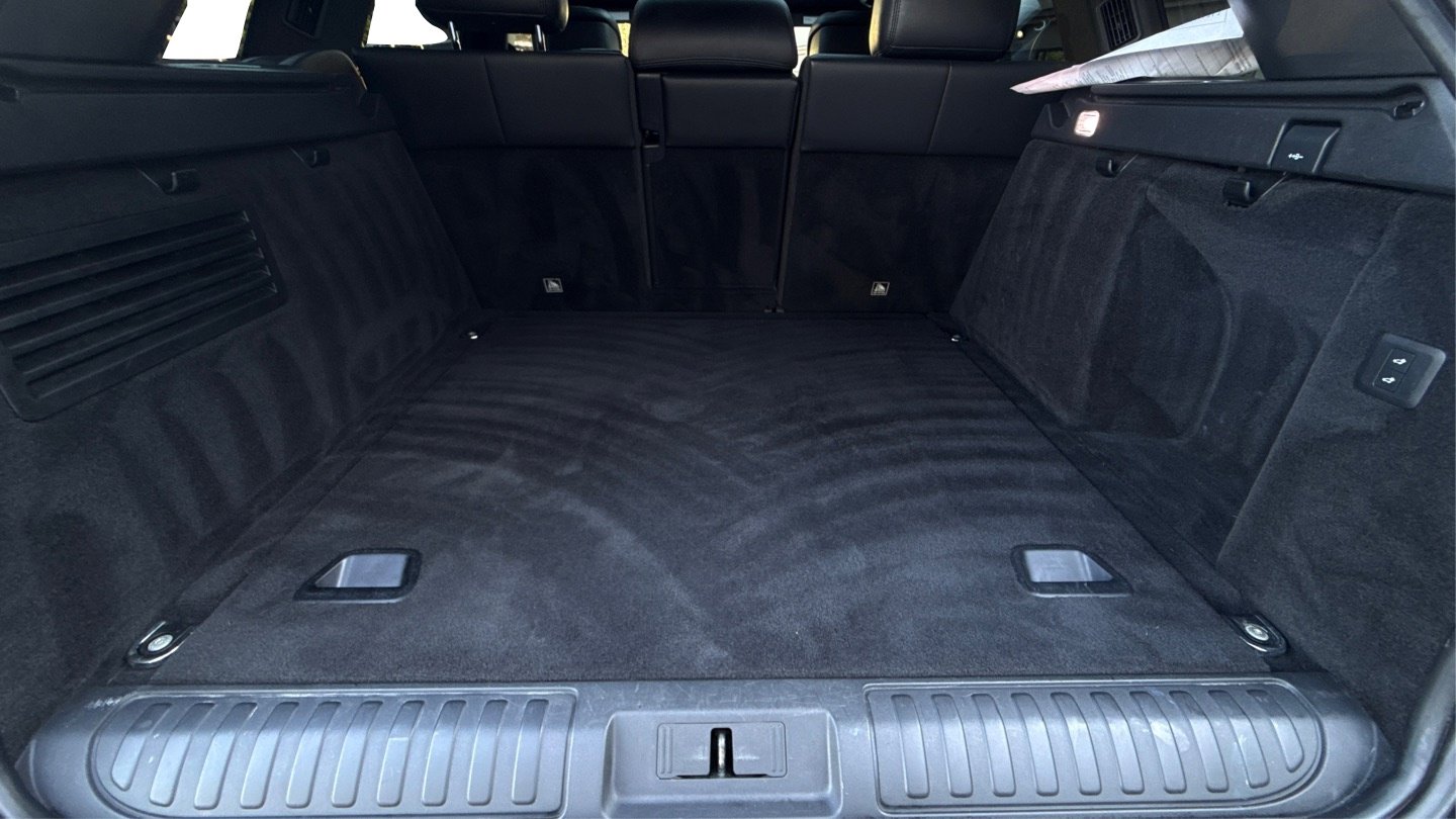 Used 2019 Land Rover Range Rover Sport Supercharged AWD/4WD image 9