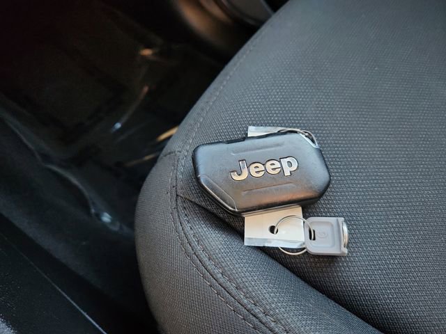 Used 2018 Jeep Wrangler Unlimited Sport S image 47