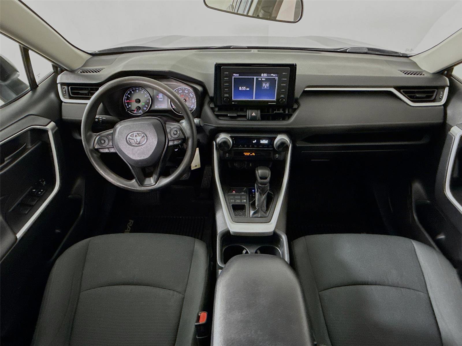 Used 2021 Toyota RAV4 LE image 29