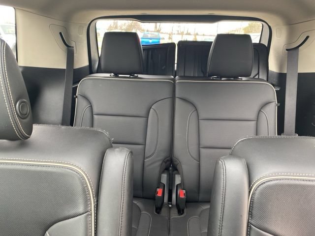 Used 2019 GMC Acadia Denali w/ Technology Package AWD/4WD image 24