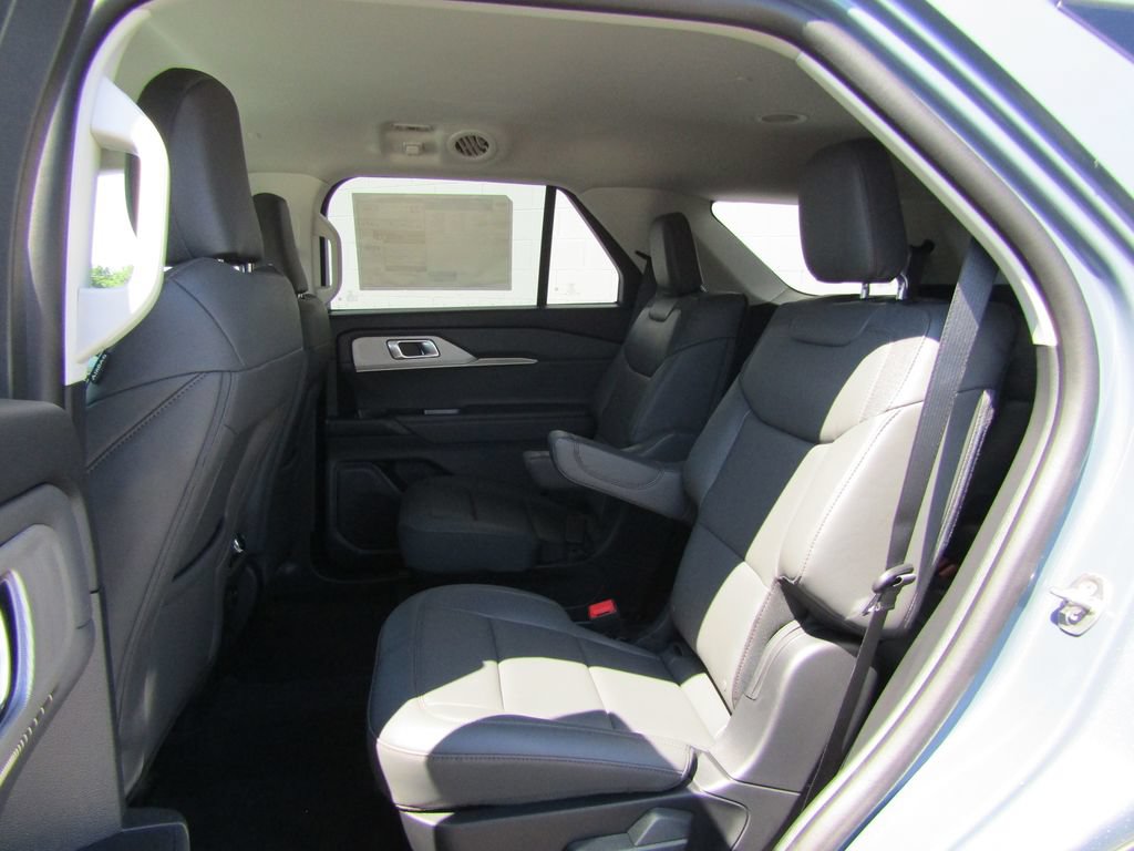 New 2026 Ford Explorer Active w/ Active Comfort Package AWD/4WD image 21