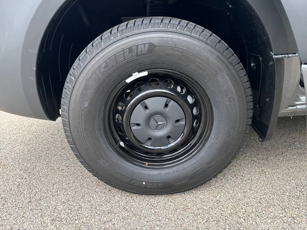 New 2025 Mercedes-Benz Sprinter 2500 image 22