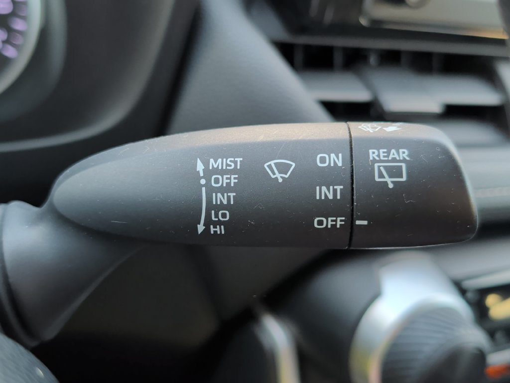 Used 2019 Toyota RAV4 LE w/ All Weather Liner Package AWD/4WD image 46