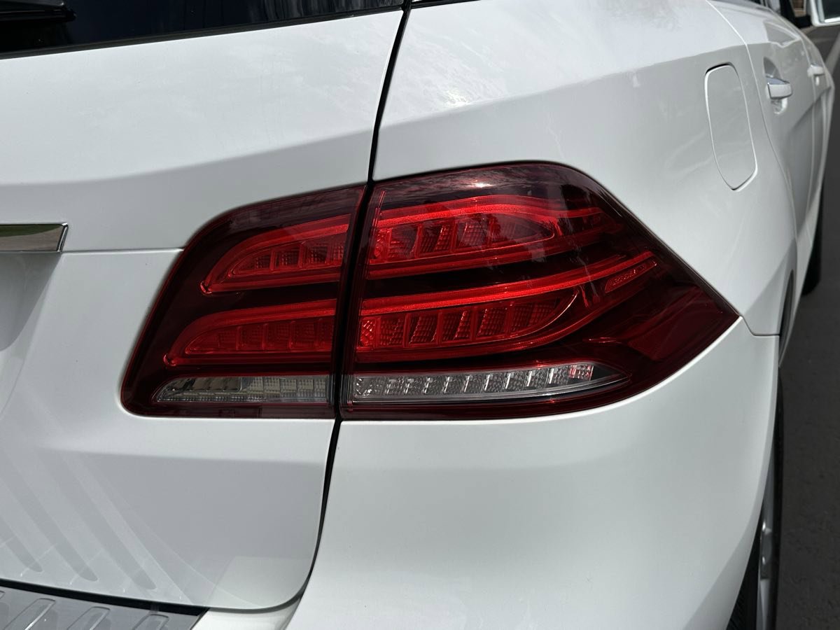 Used 2018 Mercedes-Benz GLE 350 w/ Premium 1 Package image 53