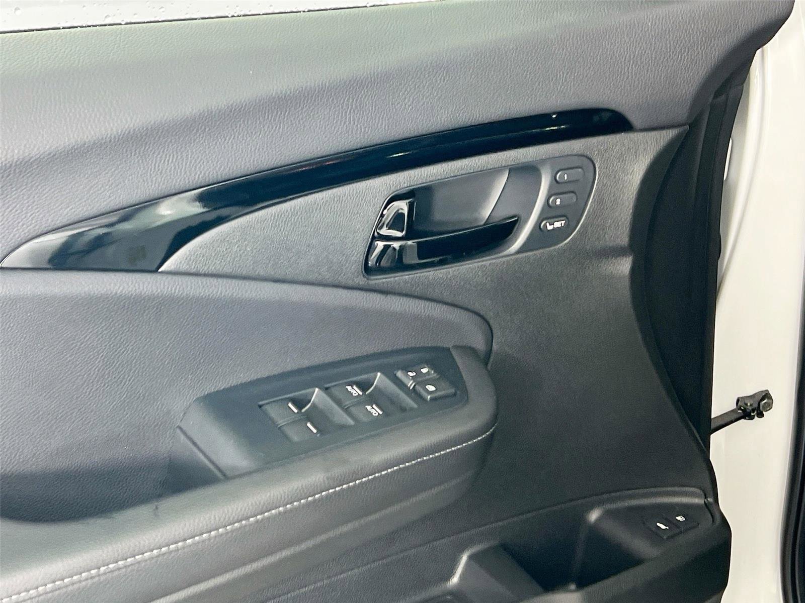 Used 2023 Honda Passport Elite image 17