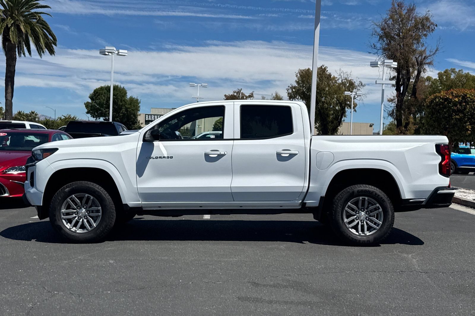 Used 2026 Chevrolet Colorado LT RWD image 8