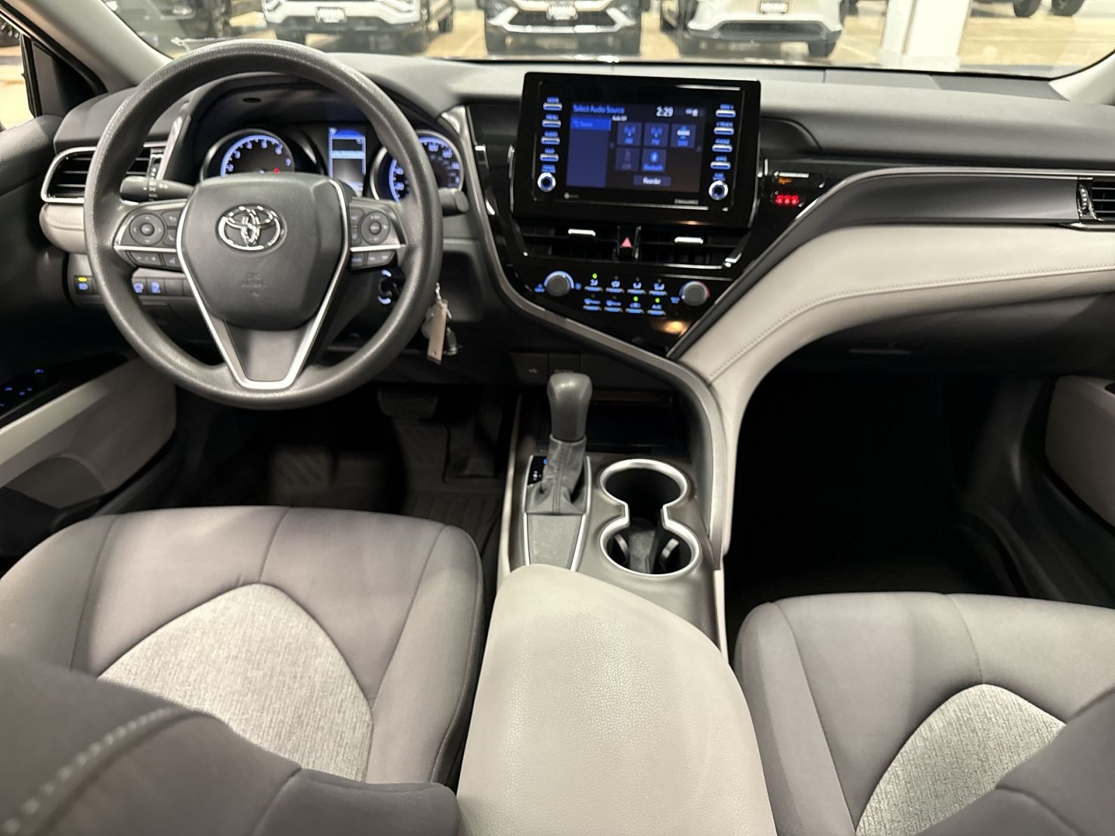 Used 2021 Toyota Camry LE FWD image 24