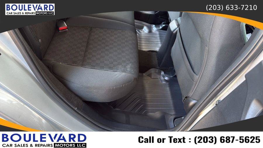 Used 2015 Honda Fit LX image 31