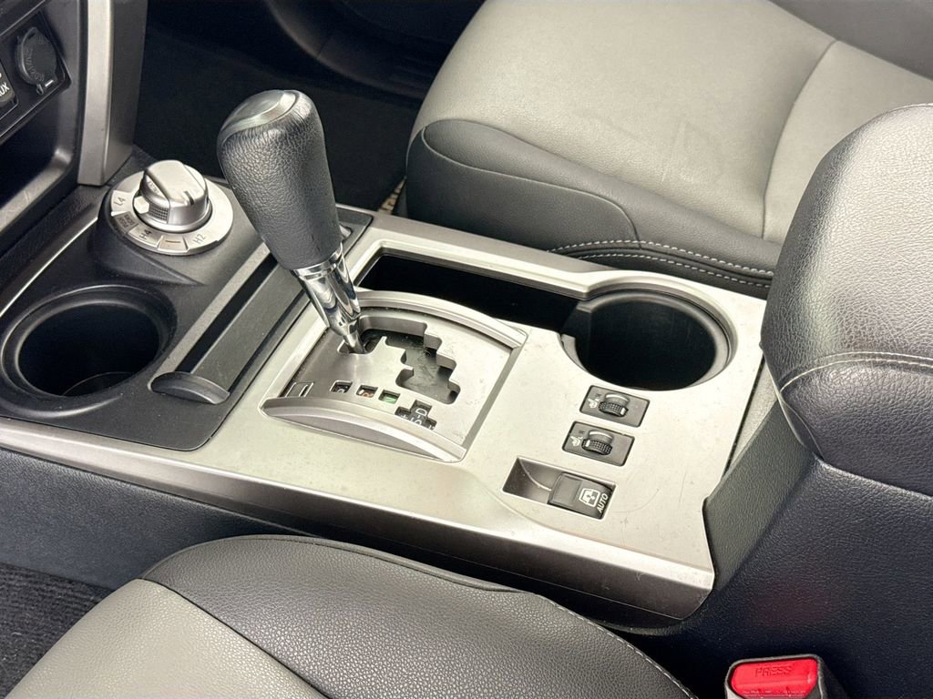 Used 2019 Toyota 4Runner 4WD image 18