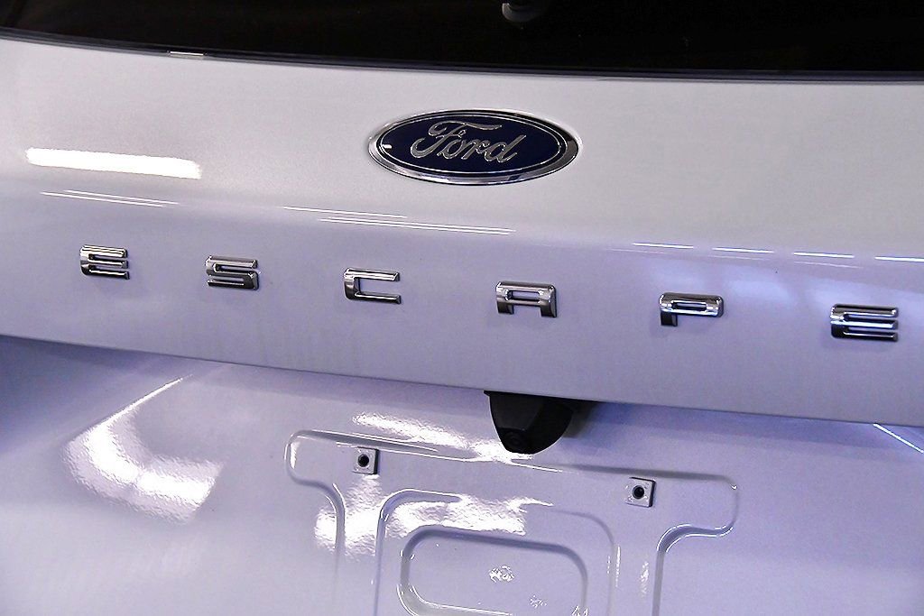 Used 2025 Ford Escape ST-Line AWD/4WD image 11