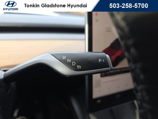 Used 2022 Tesla Model Y Long Range image 11