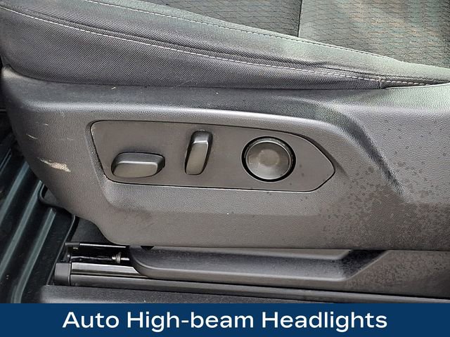 Used 2023 Chevrolet Silverado 1500 LT AWD/4WD image 19