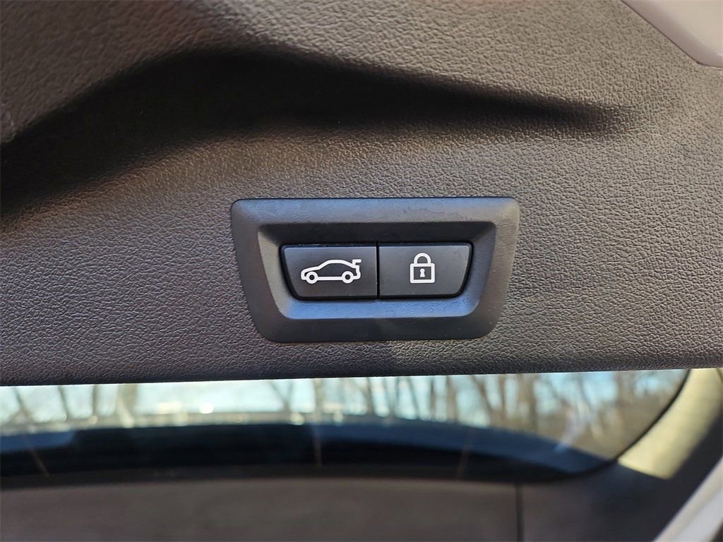 Used 2023 BMW X5 xDrive40i w/ Premium Package image 24