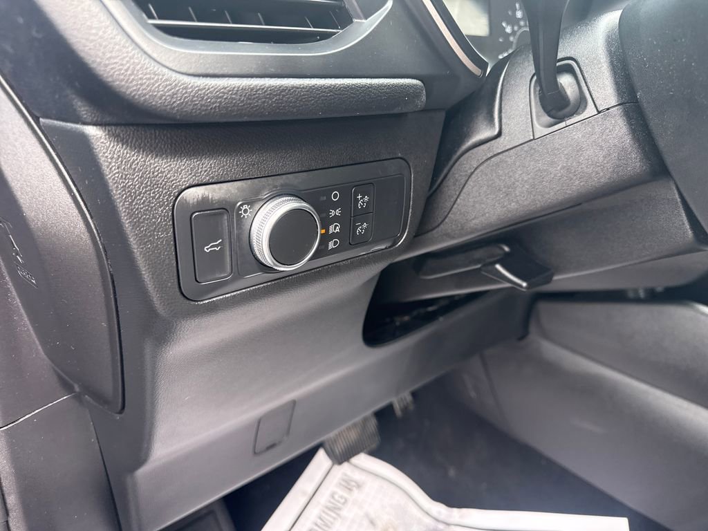 Used 2022 Ford Escape SE w/ SE Sport Appearance Package image 28