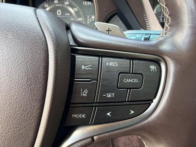Used 2019 Lexus LS 500 RWD image 25