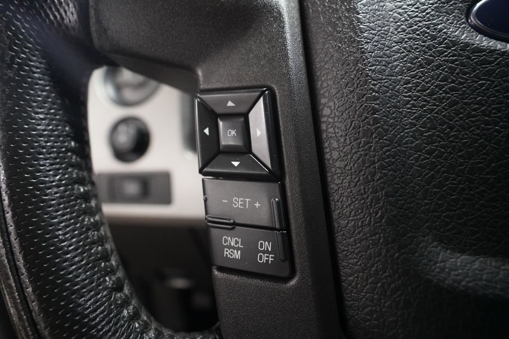 Used 2013 Ford F150 Raptor w/ Luxury Equipment Group AWD/4WD image 16