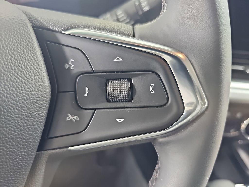 Certified 2024 Chevrolet Trax LT w/ Driver Confidence Package image 23