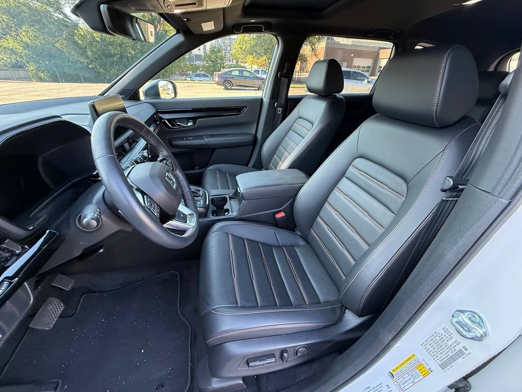 Used 2025 Honda CR-V Sport Touring image 11
