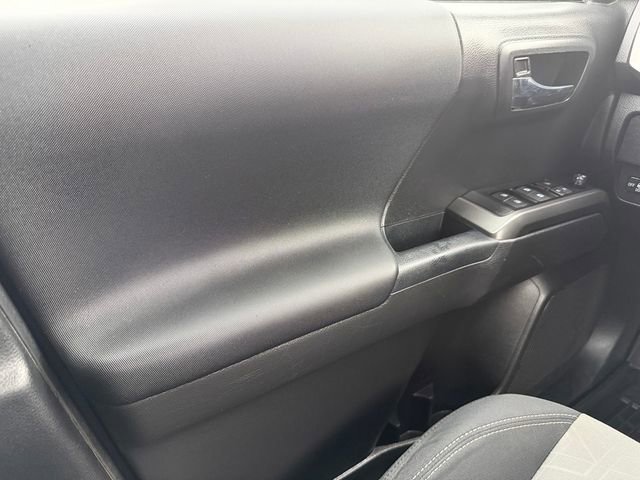 Certified 2023 Toyota Tacoma TRD Off-Road w/ Technology Package image 32