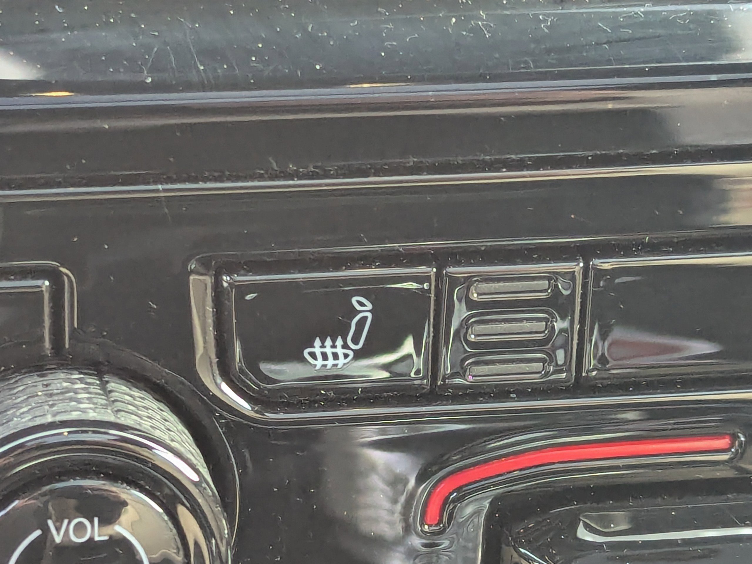 Certified 2024 Jeep Grand Cherokee L Limited image 26