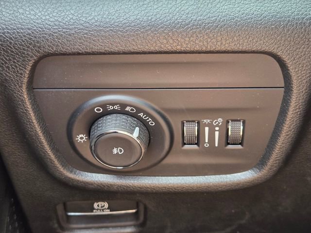 Certified 2024 Jeep Grand Cherokee L Limited w/ Black Appearance Package AWD/4WD image 23