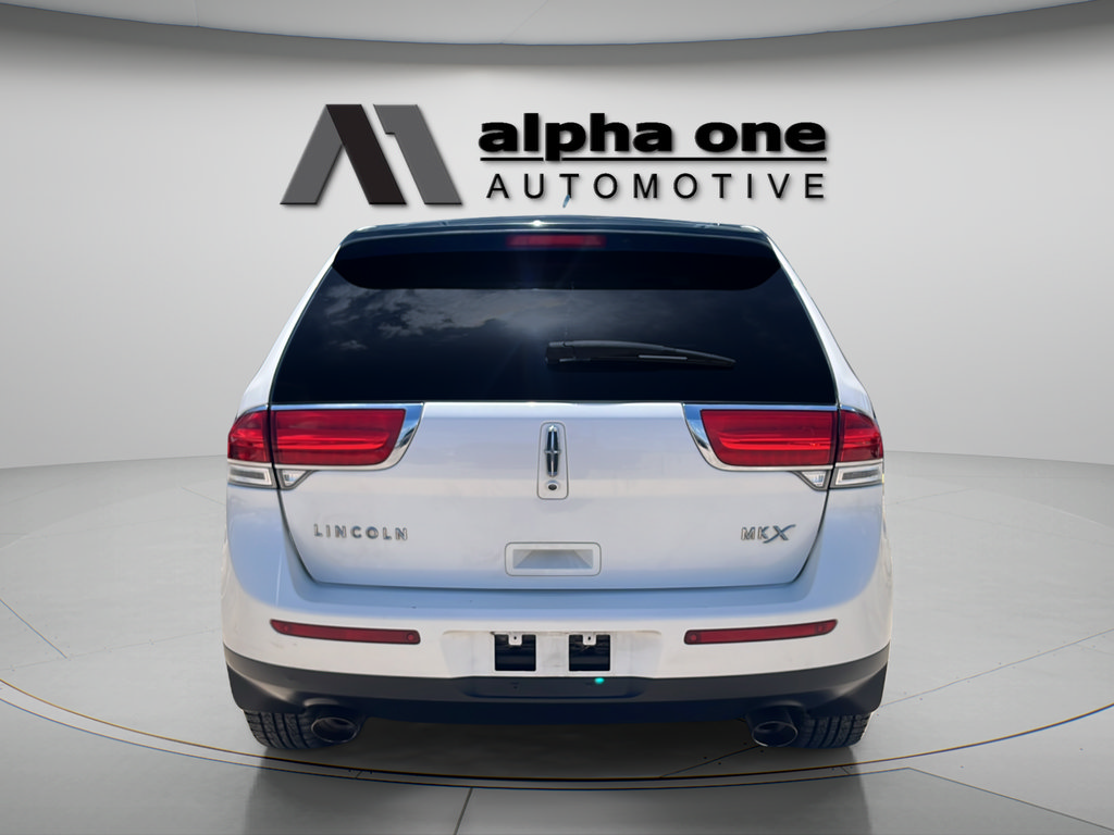 Used 2014 Lincoln MKX FWD w/ Equipment Group 102A image 7