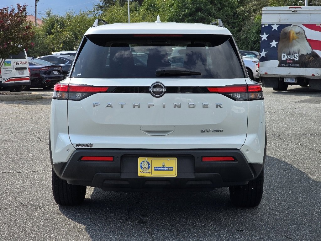 Used 2024 Nissan Pathfinder SV image 25