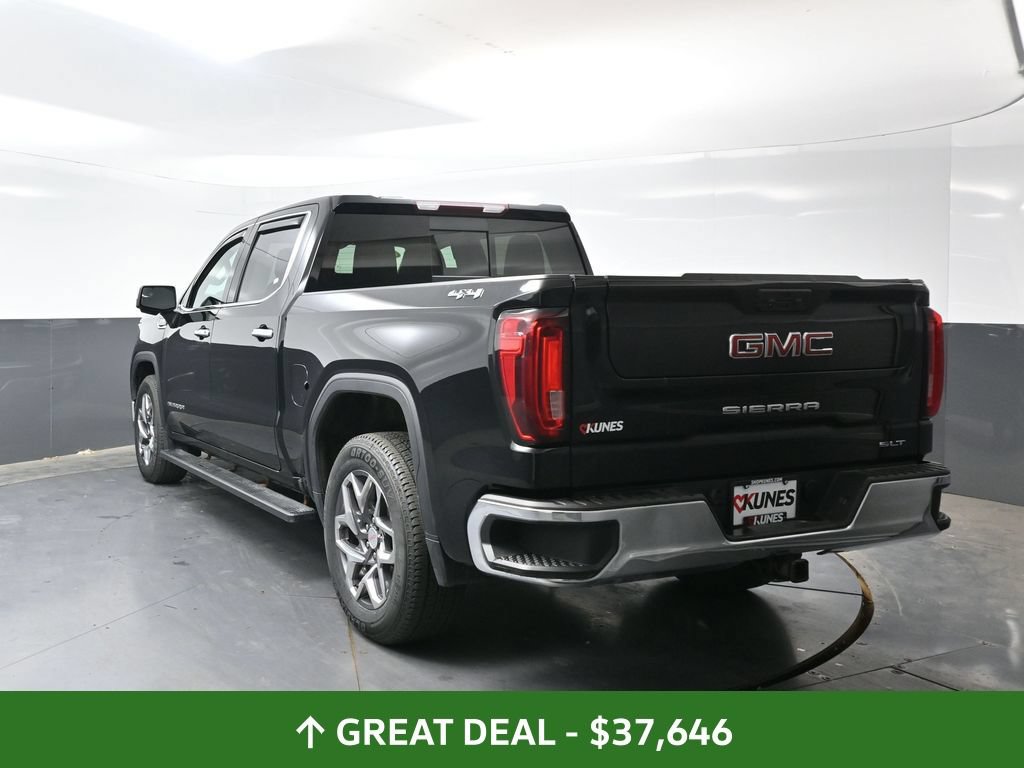 Used 2022 GMC Sierra 1500 SLT w/ SLT Convenience Package AWD/4WD image 12