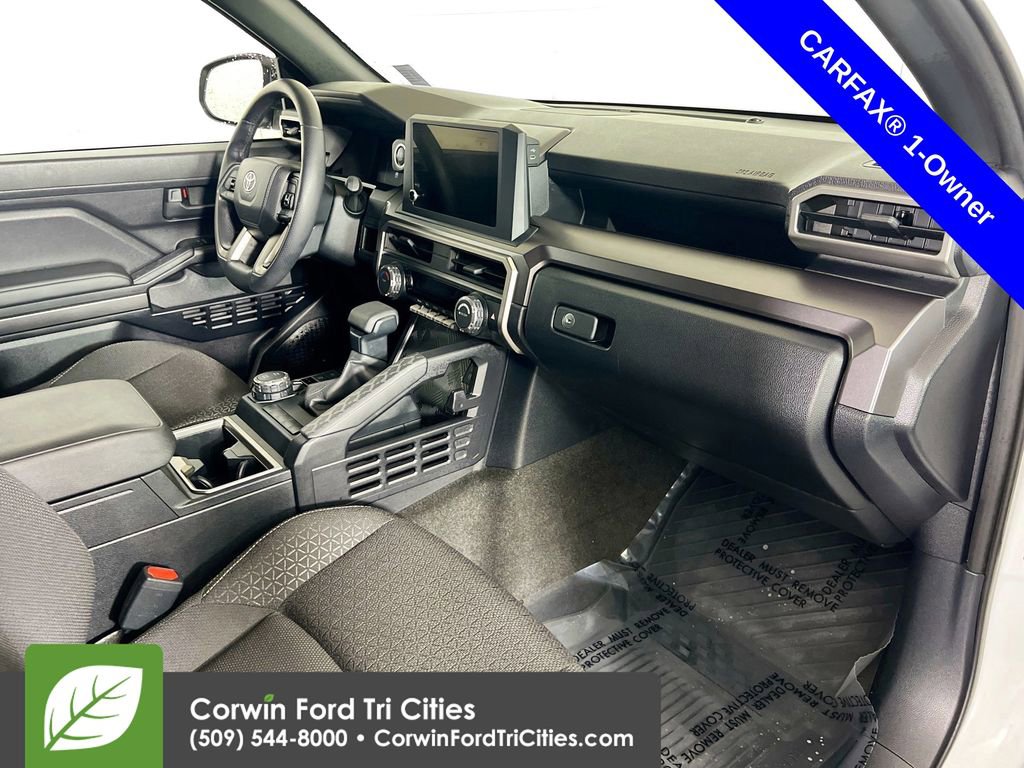 Used 2025 Toyota 4Runner SR5 image 27