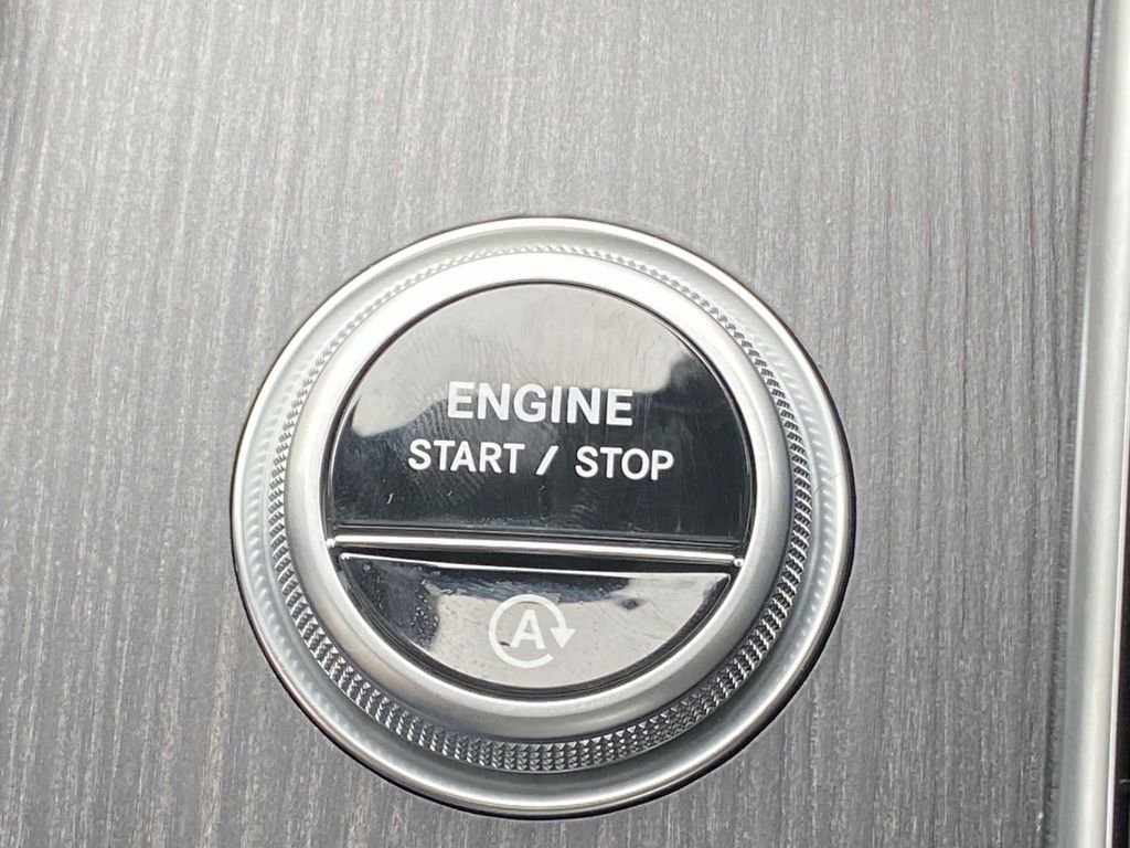 Certified 2025 Mercedes-Benz C 300 Sedan image 25