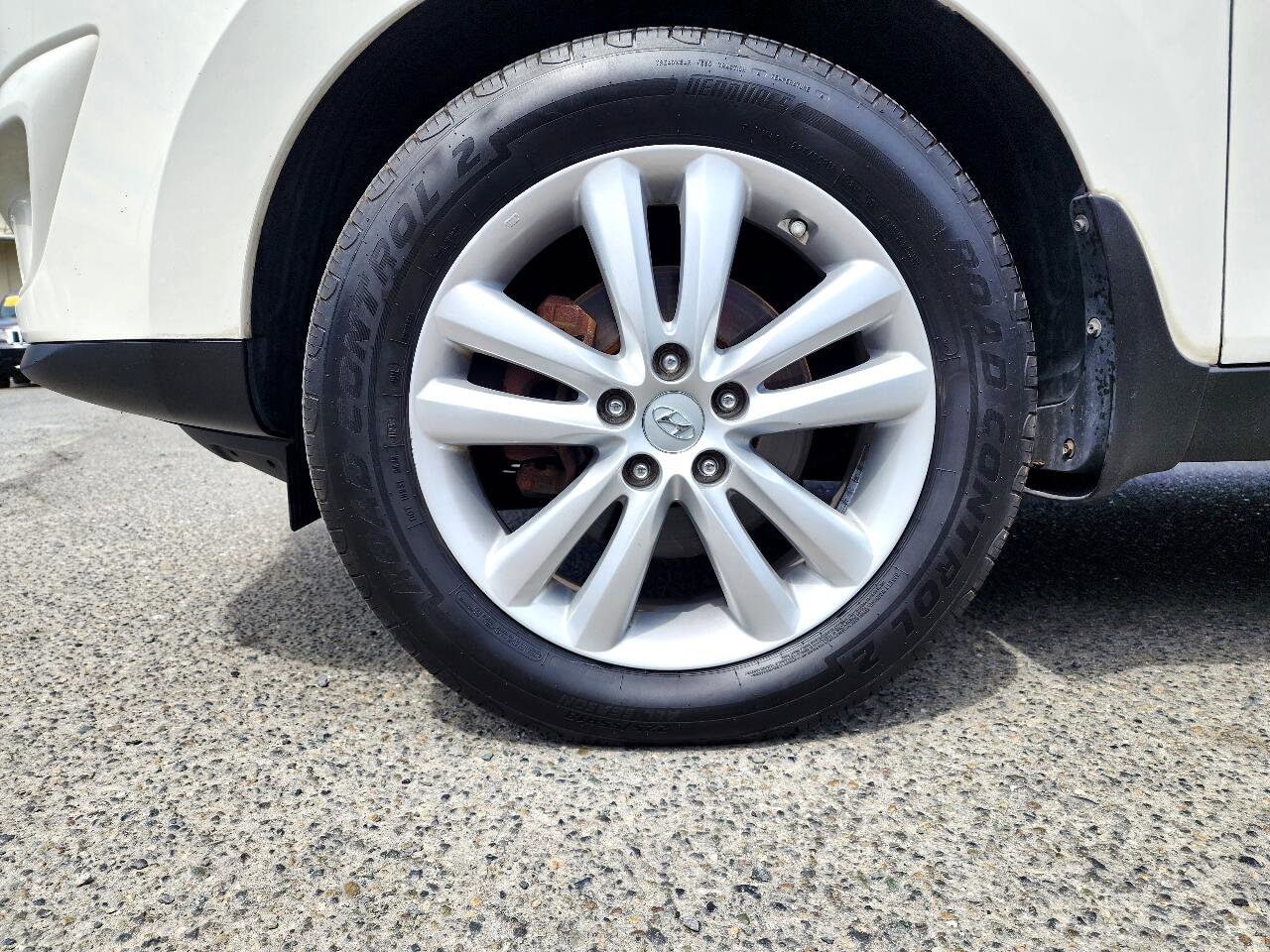 Used 2013 Hyundai Tucson Limited image 35