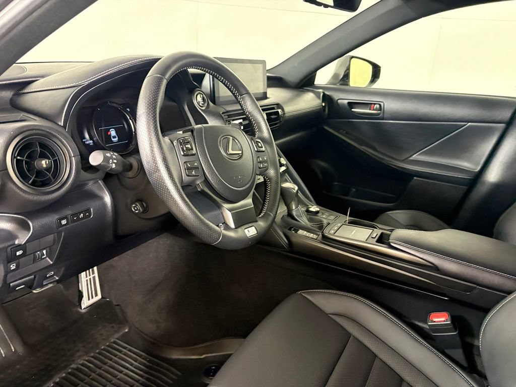 Used 2024 Lexus IS 350 F Sport w/ Navigation Package AWD/4WD image 21
