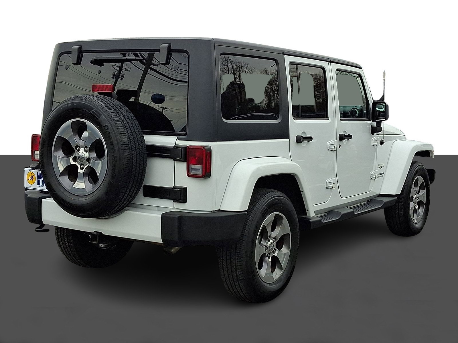 Used 2016 Jeep Wrangler Unlimited Sahara w/ Dual Top Group image 7