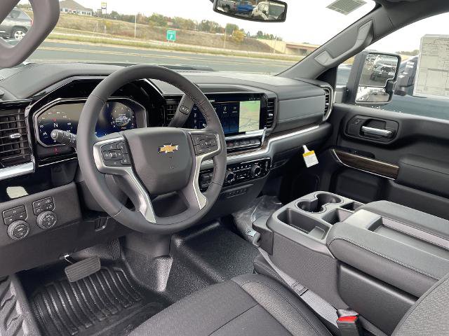 New 2026 Chevrolet Silverado 3500 LT image 9